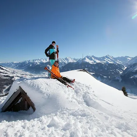 In Hollersbach Near Lift, Cleaning Included *