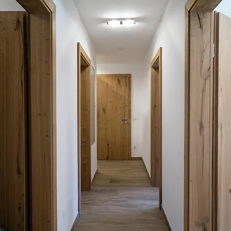 In Hollersbach Near Lift, Cleaning Included Apartment *
